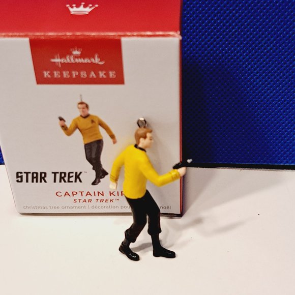 STAR TREK 2023 Miniature-CAPTAIN KIRK,THE U.S.S ENTERPRISE-Hallmark Ornament - Picture 6 of 7